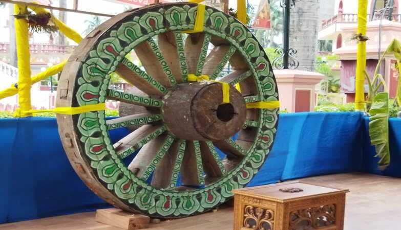 Chariot wheel from Puri reaches Iskcon, Mayapur for display during Ratha Yatra