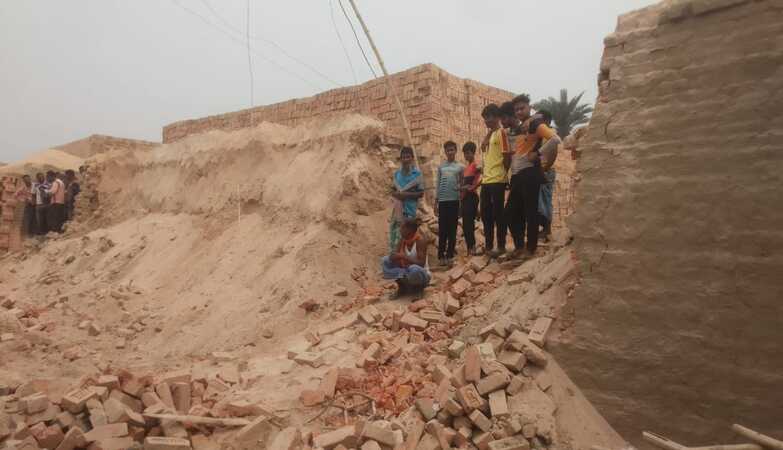 Brick kiln collapses in Chapra, one crushed to death