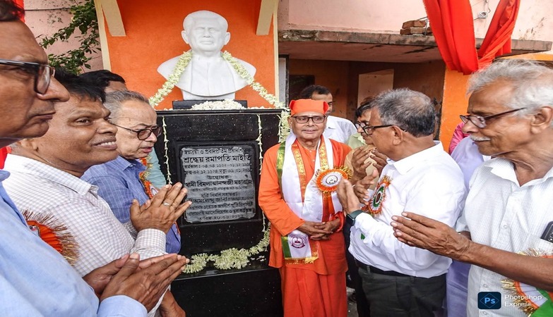 A century of gratitude: Former students honour beloved headmaster Ramapati Maiti with tearful tributes and lasting gifts